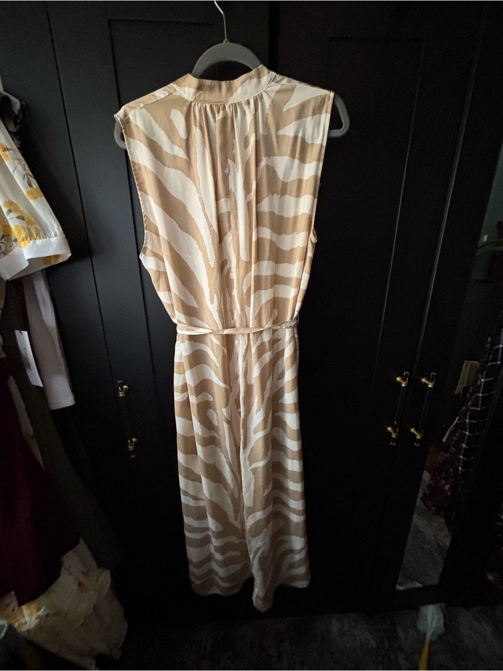 H&M Beige and White Sleeveless Zebra-Print Maxi Dress